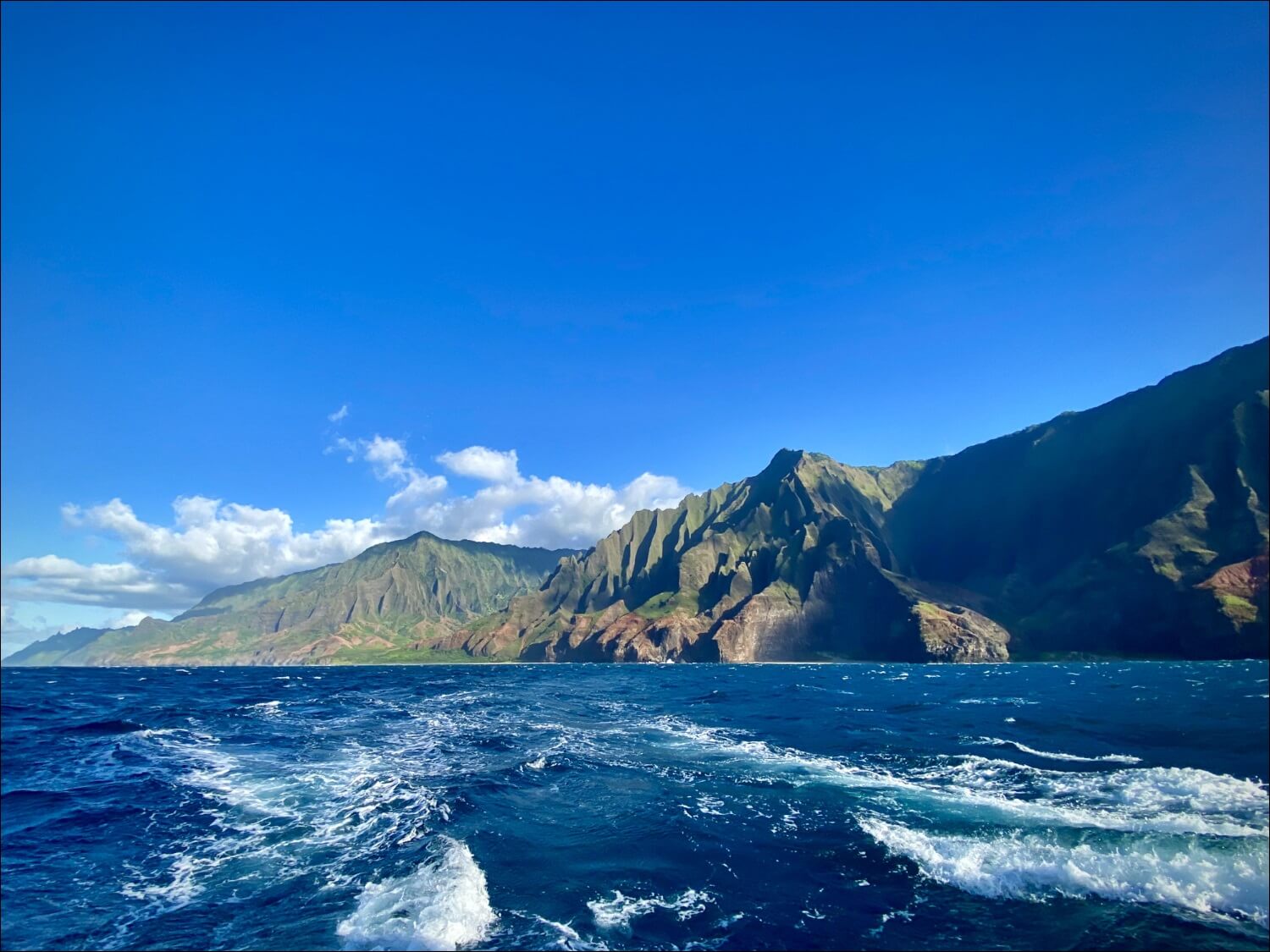 Ecuador impulsa la transición energética para las Islas Galápagos con el apoyo del BID