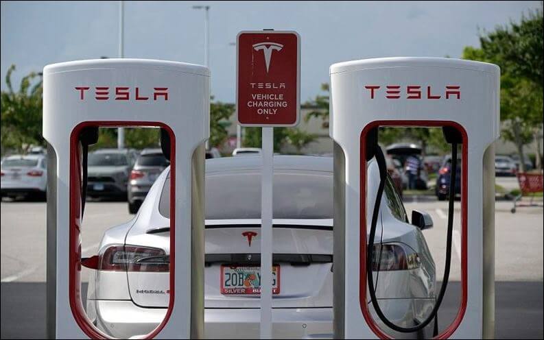La tecnología de recarga de Tesla, en vía rápida para convertirse en el estándar de EE.UU