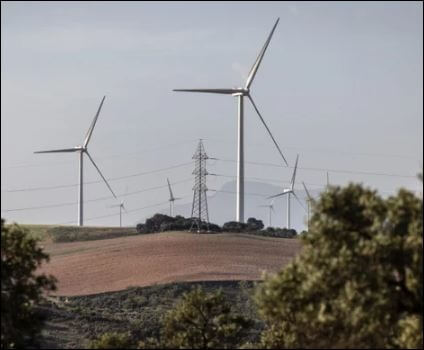 Precios europeos de la electricidad caen por debajo de cero con el auge de la energía