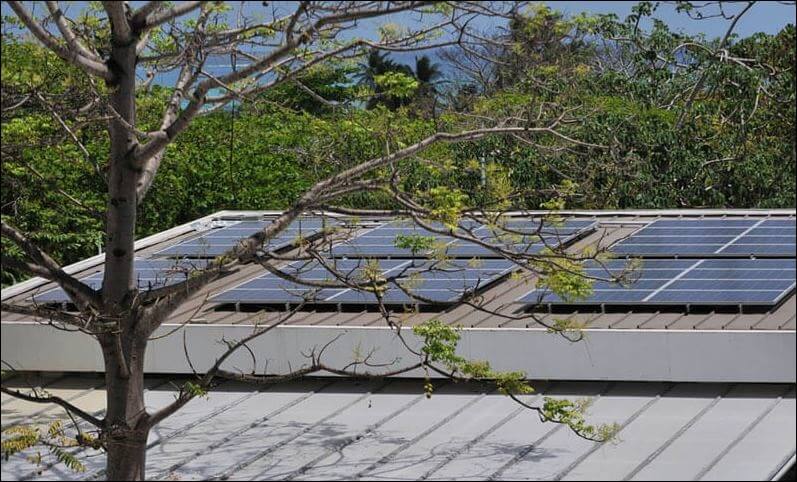 Con-energia-solar-San-Andres-ahorraria-hasta-60.000-millones-de-pesos-al-ano.jpg