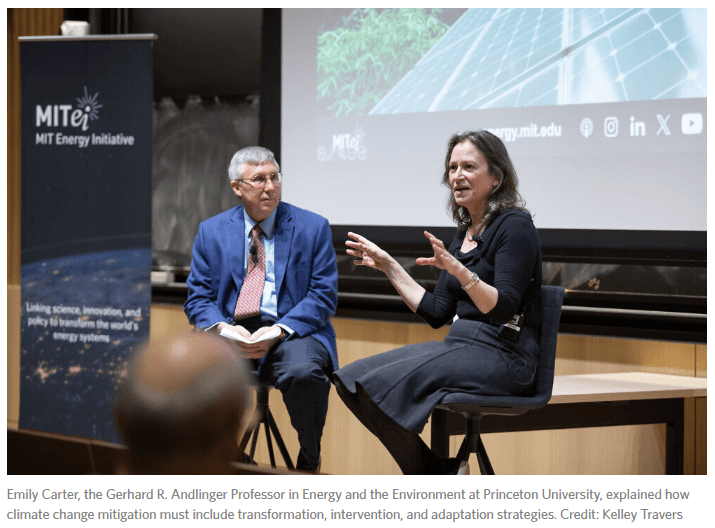 Differnts cubes make a home and building.