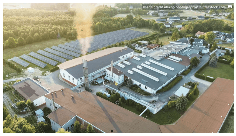 Esquema modular de microred con generación, almacenamiento y cargas críticas.