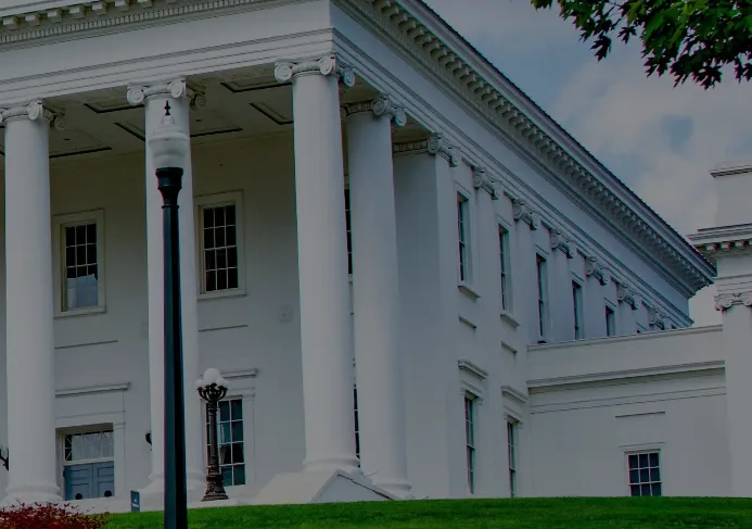 Imagen del Capitolio del Estado de Virginia (Virginia State Capitol), ubicado en Richmond.